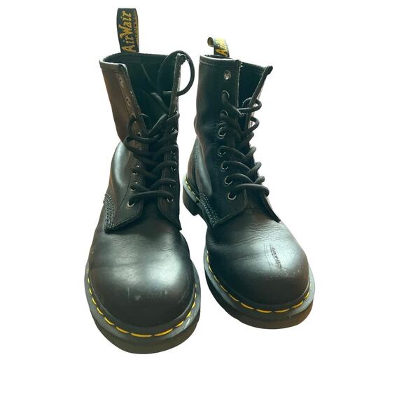Doc Marten’s boots - Picture 2 of 4
